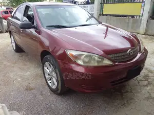 Toyota Camry 2004 Red