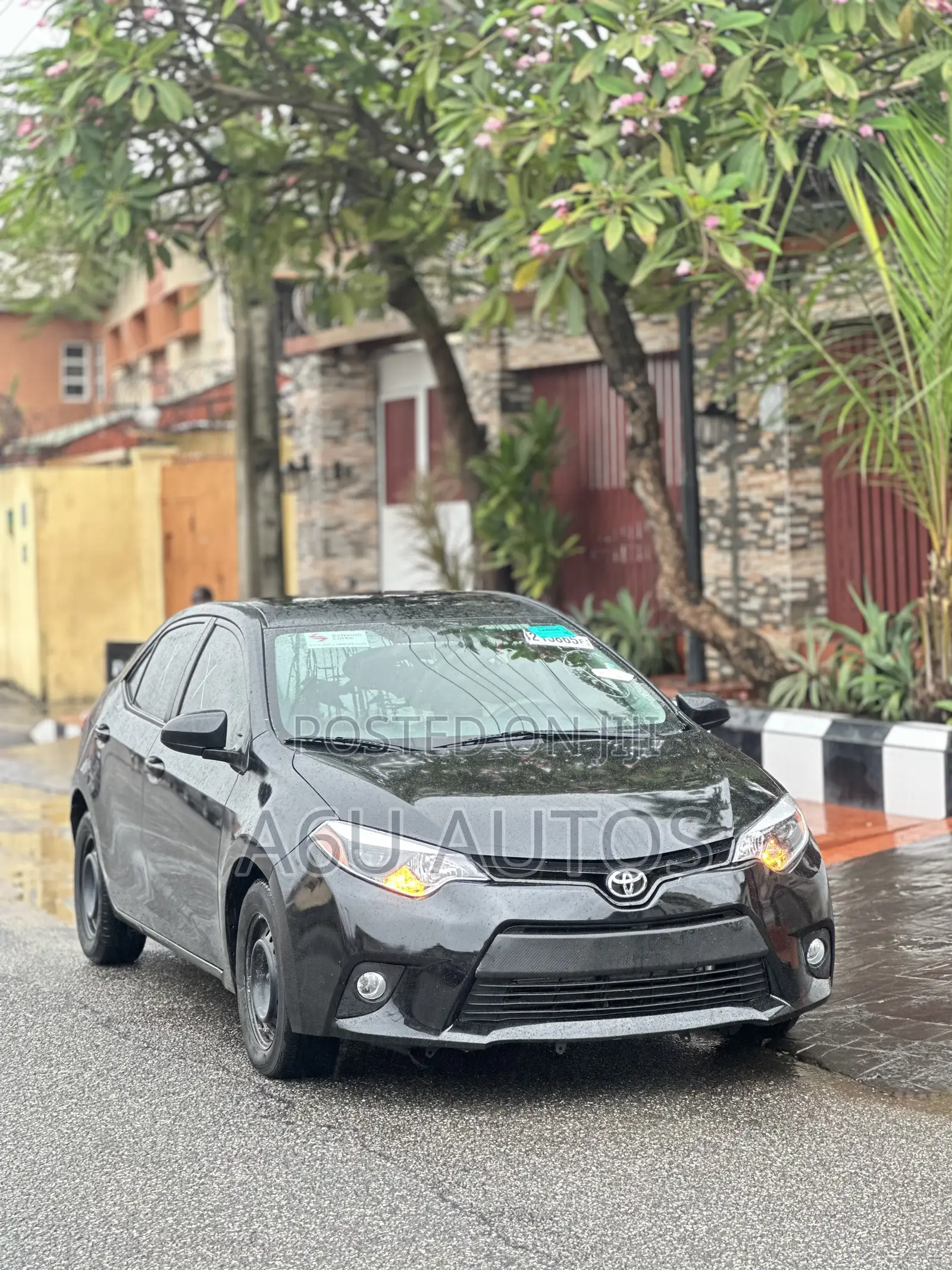 Toyota Corolla 2016 Black