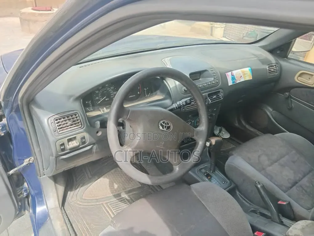 Toyota Corolla 1.8 Break Automatic 2002 Blue