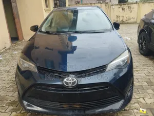 Toyota Corolla LE ECO 4dr Sedan (1.8L 4cyl CVT) 2017 Blue