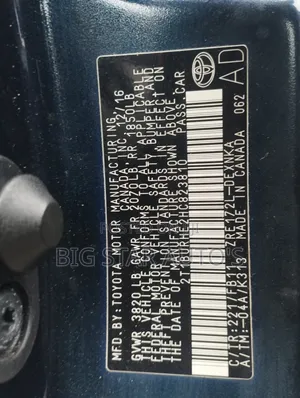 Toyota Corolla LE ECO 4dr Sedan (1.8L 4cyl CVT) 2017 Blue