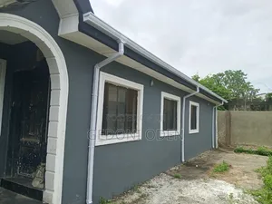 2bdrm Bungalow in Ilado Estate, Ikorodu for rent