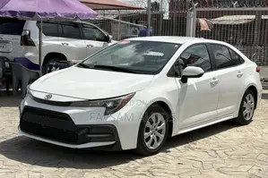 Toyota Corolla 2022 White