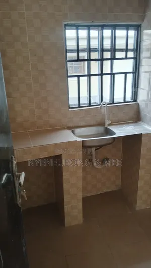 1bdrm Room & Parlour in Karu for rent