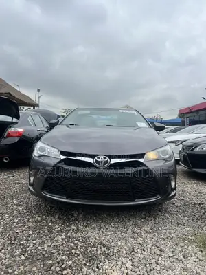 Toyota Camry SE 4dr Sedan (2.5L 4cyl 6A) 2016 Gray