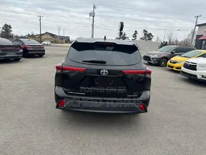 Toyota Highlander XLE AWD 2020 Black