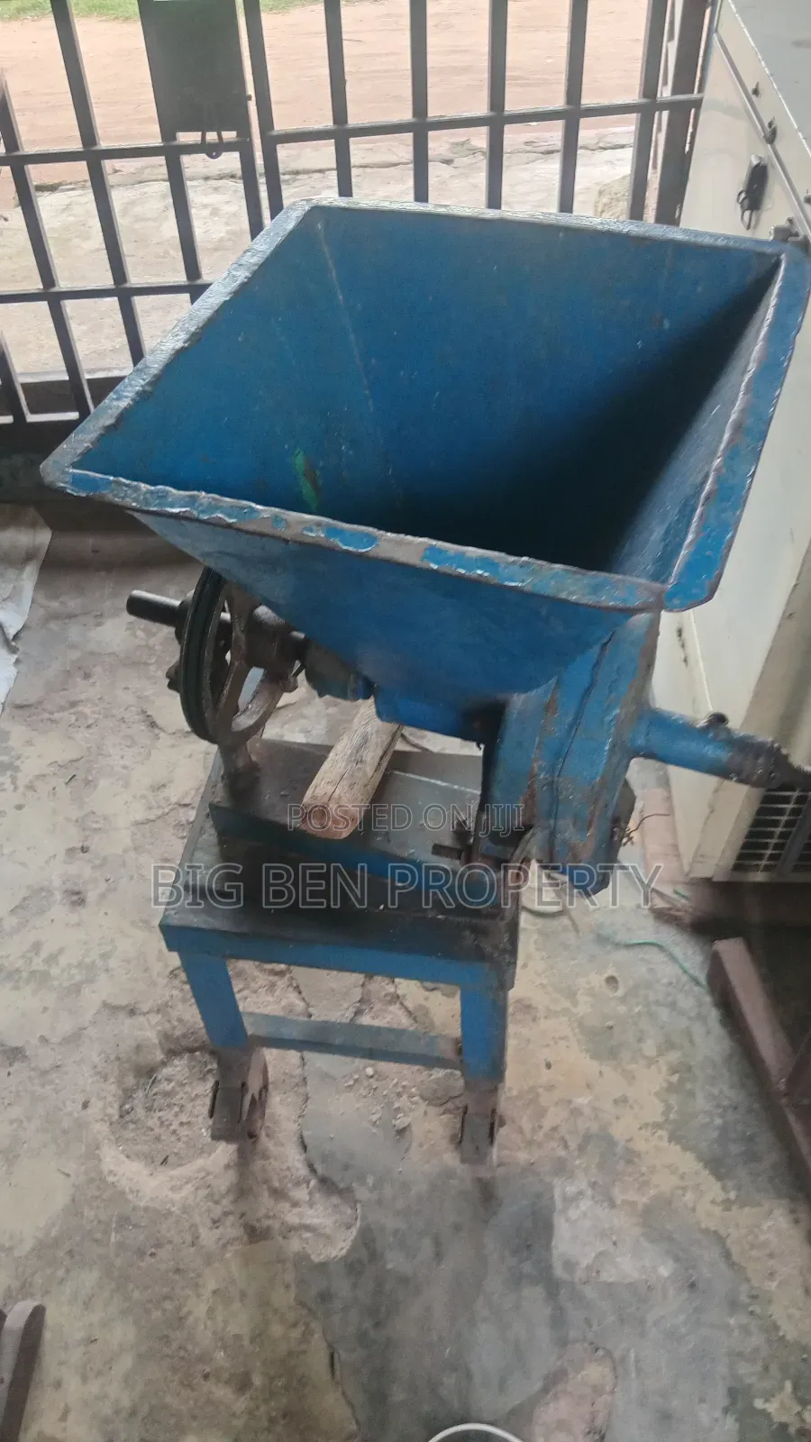 Used Pepper Grinding Machine