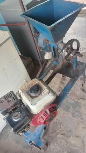 Used Pepper Grinding Machine
