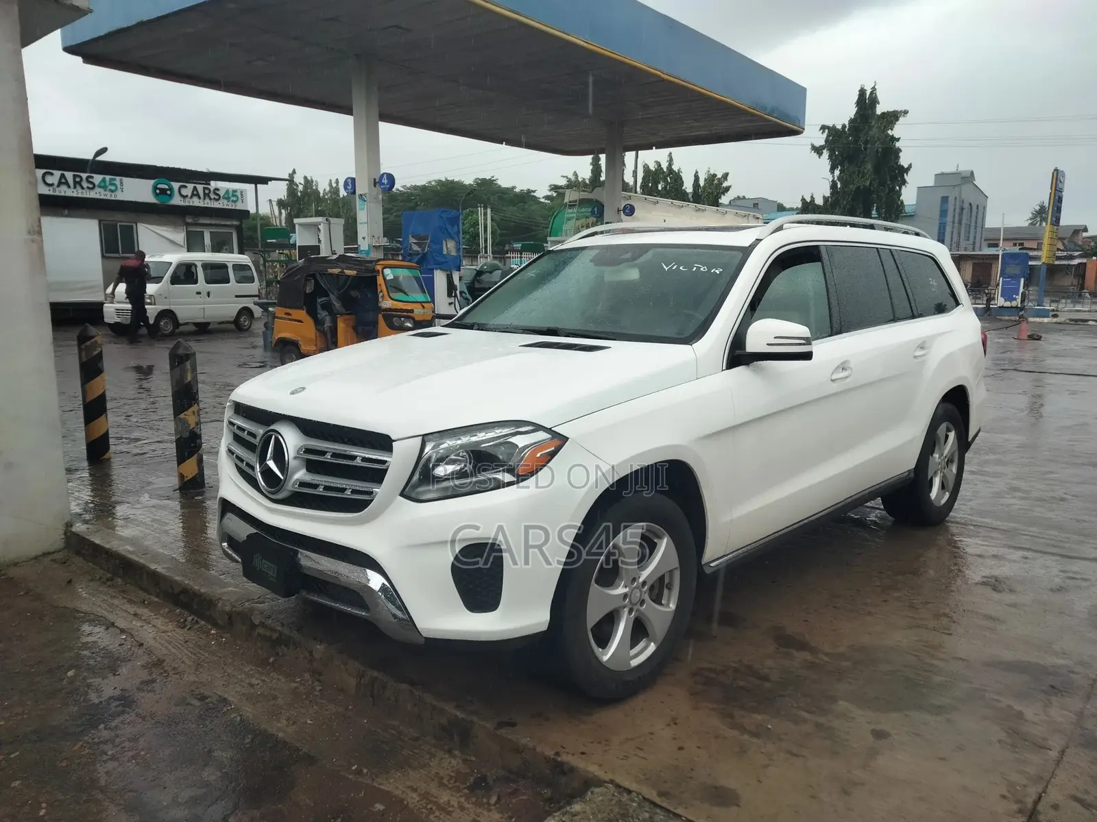 Mercedes-Benz GLS-Class 2017 White