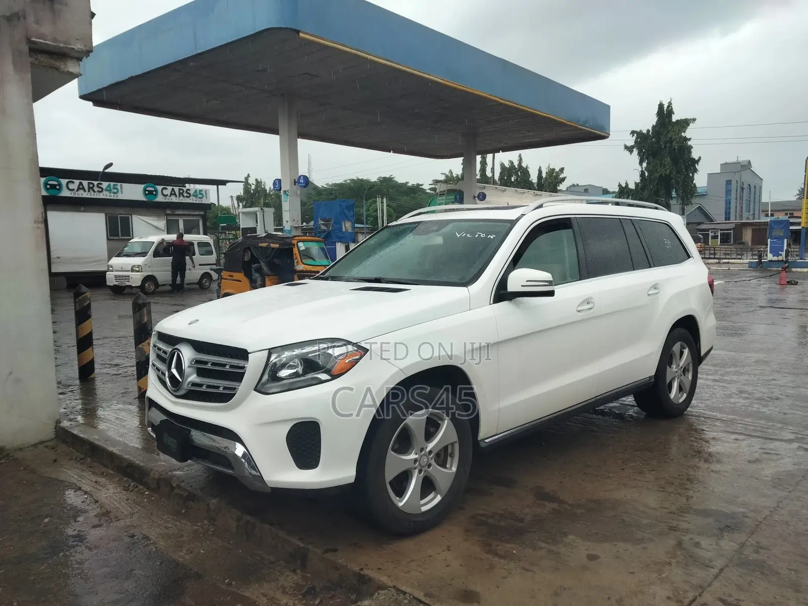 Mercedes-Benz GLS-Class 2017 White
