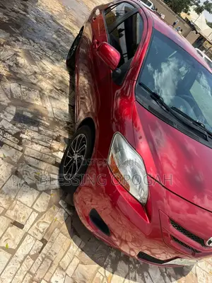 Toyota Yaris 1.0 VVT-i 2008 Red