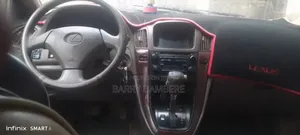 Lexus RX 1999 Gold