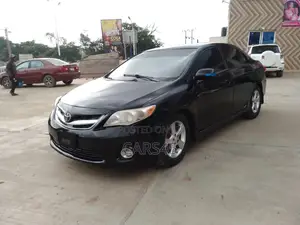 Toyota Corolla 2010 Black