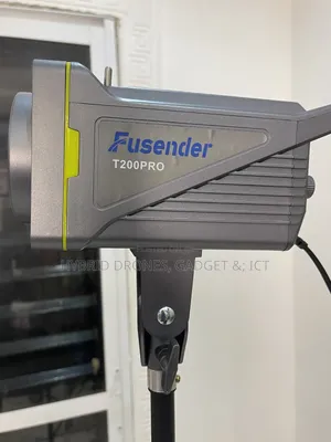 Professional Studio T200 Pro Light for Content