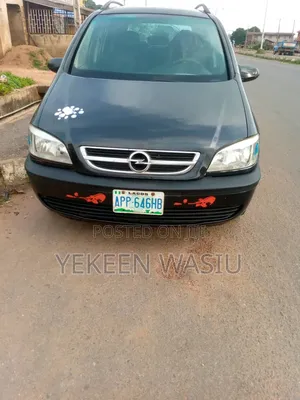 Opel Zafira 2002 Black