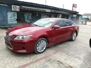 Lexus ES 2013 Red