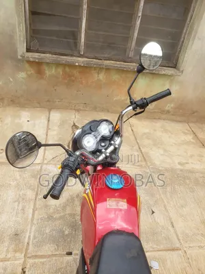 TVS HLX 125 2024 Red