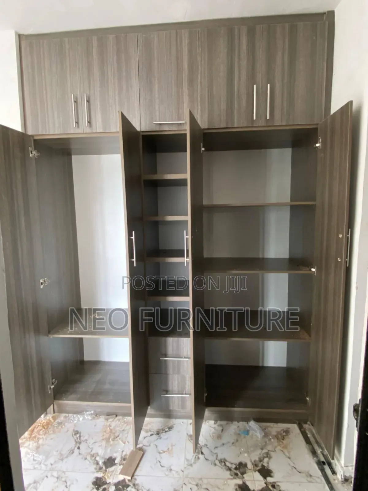 Built in Wardrobe