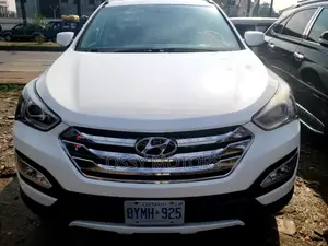 Hyundai Santa Fe 2015 White