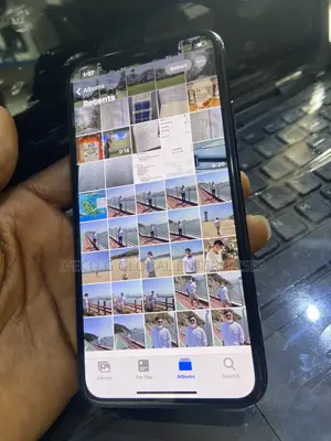 Apple iPhone X 64 GB Black