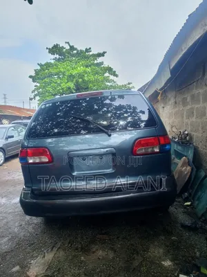 Toyota Sienna 2002 Blue