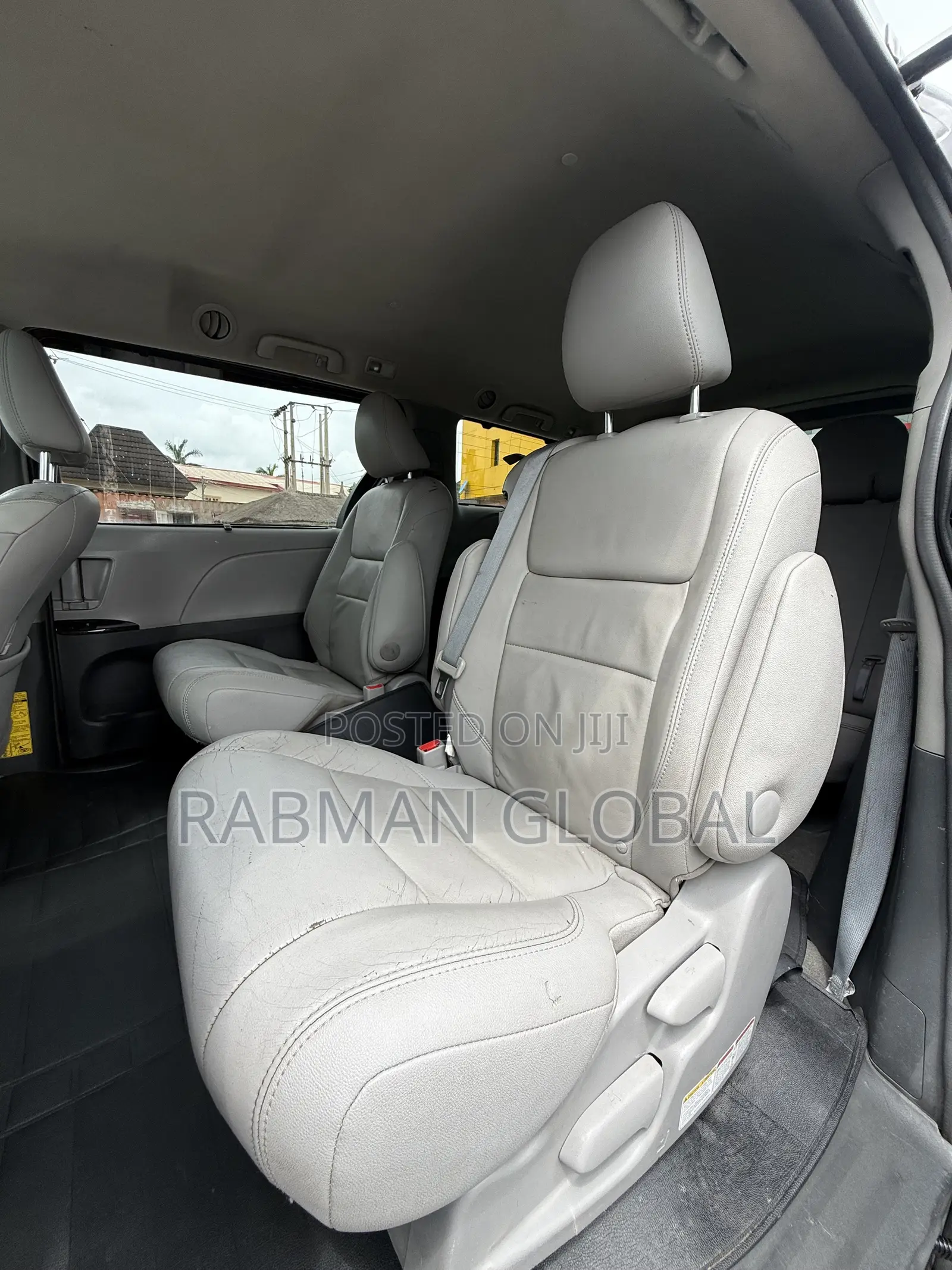 Toyota Sienna 2015 Gray