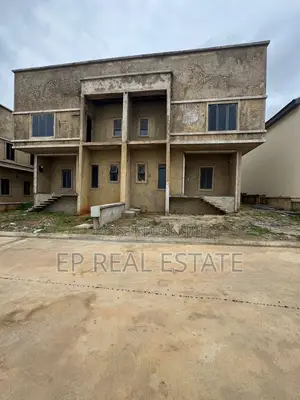 4bdrm Duplex in Apo District for sale