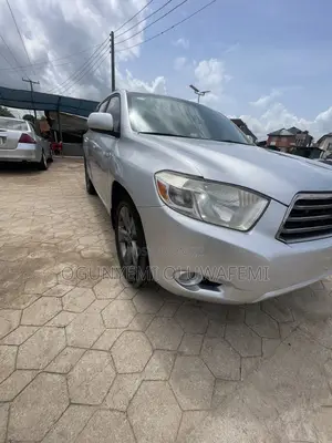 Toyota Highlander Sport 2009 Silver