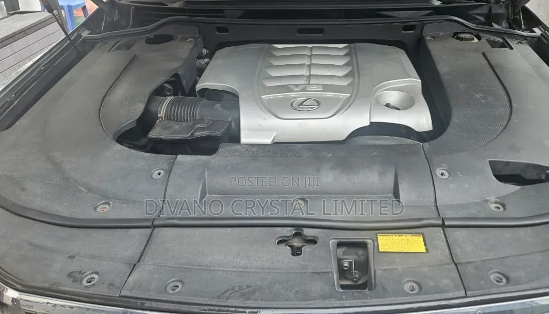 Lexus LX 570 2008 Silver