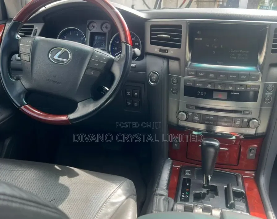 Lexus LX 570 2008 Silver