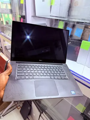 Laptop Dell Precision 15 5540 16GB Intel Core i9 SSD 512GB