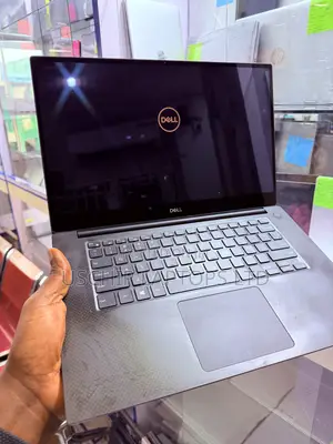 Laptop Dell Precision 15 5540 16GB Intel Core i9 SSD 512GB