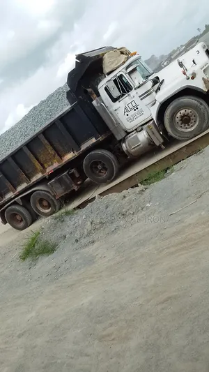 Gold Granite Delivery Industry