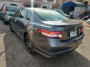 Toyota Camry 2010 Gray