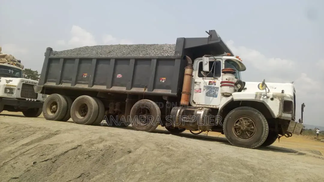 Premium 30 Tons Granite Chippings for Construction