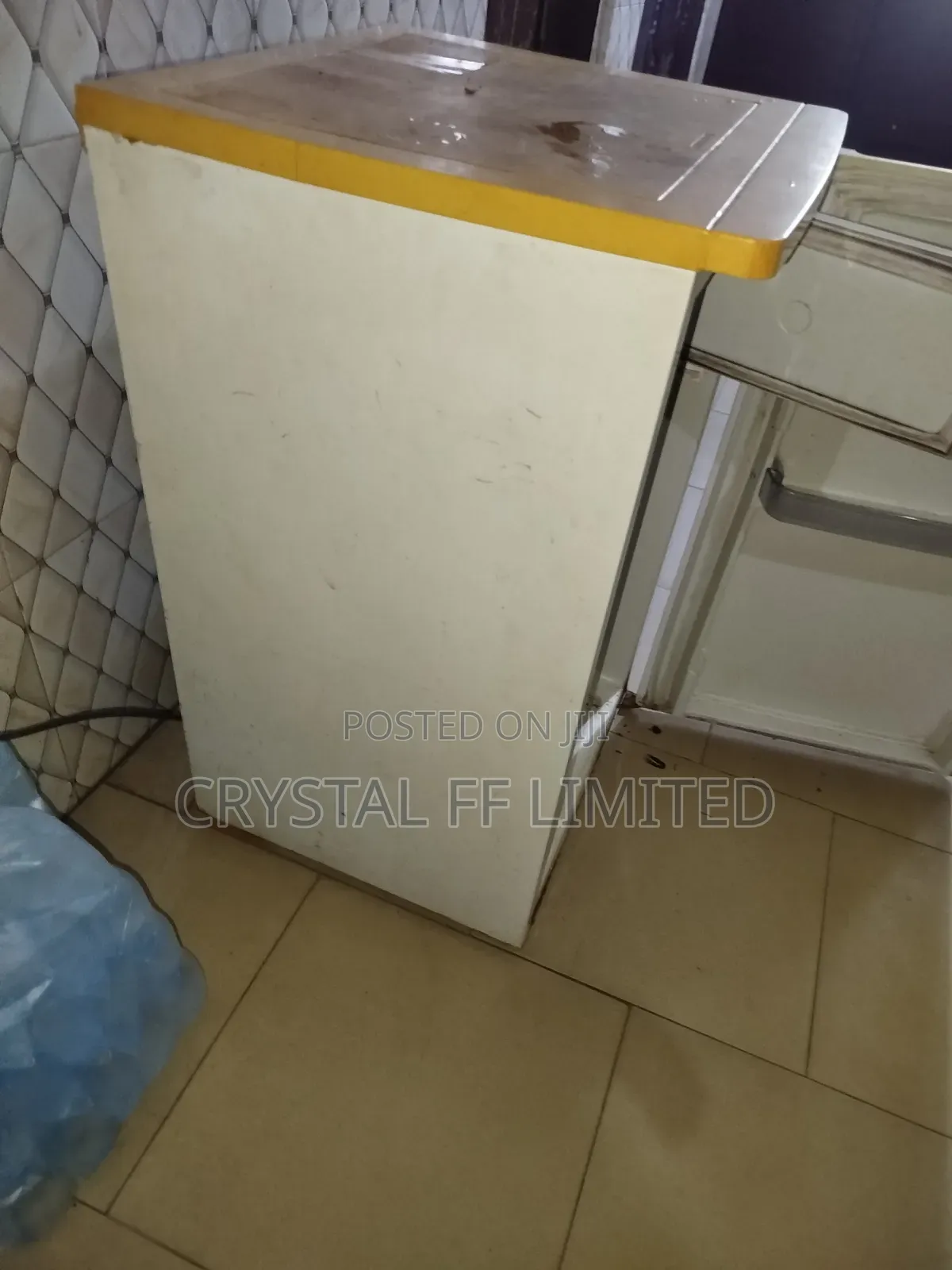 Acrylic Table Top Fridge