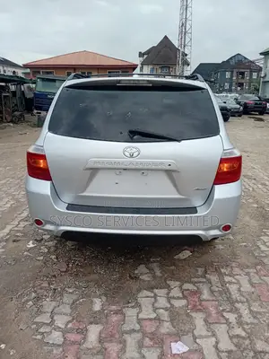 Toyota Highlander Limited 2011 Silver