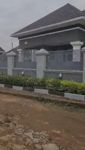 3bdrm Bungalow in Suleja for sale