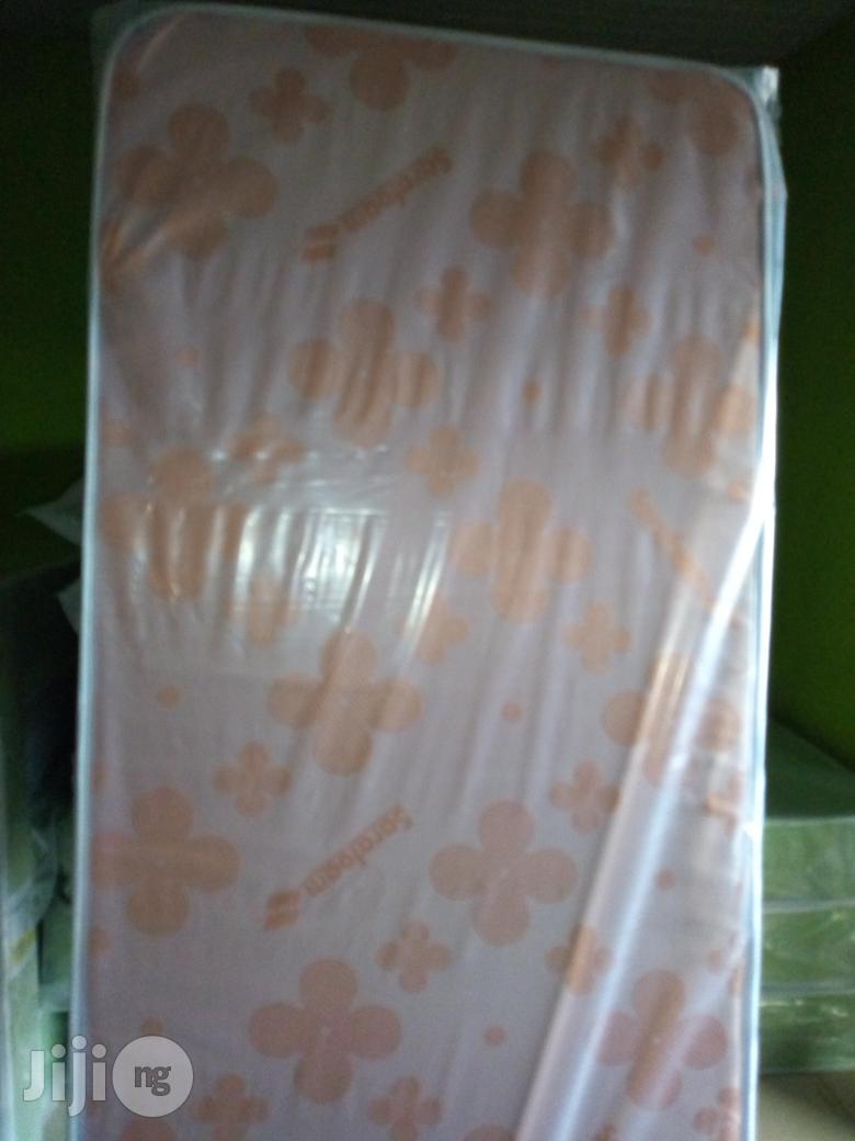 Sarafoam Mattresses and Pillows