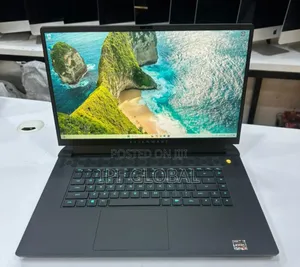 Laptop Alienware m17 R5 32GB AMD Ryzen 9 SSD 2T