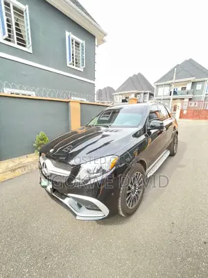 Mercedes-Benz M Class 2013 Brown