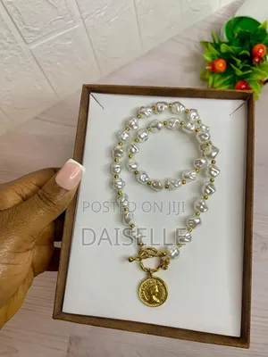 Pearl Necklace