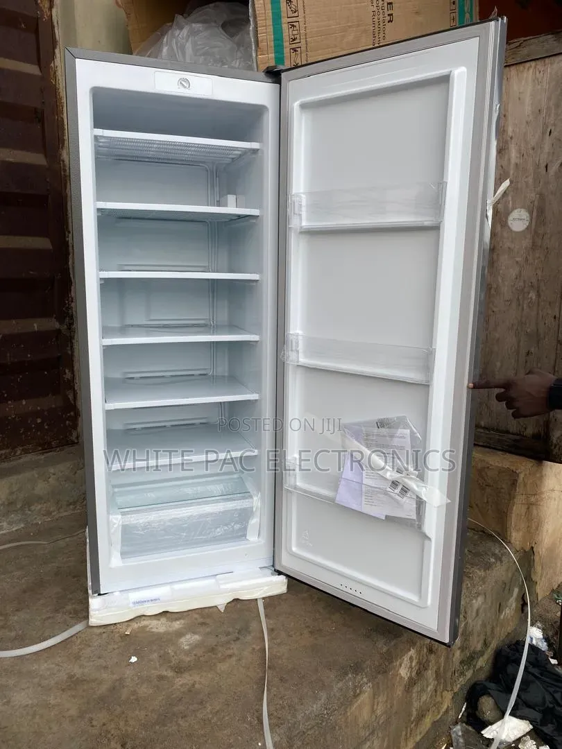 Brand New Hisense Upright Freezer( 6 Steps Fast Ice Block Maker>2 Yrs