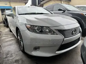 Lexus ES 350 FWD 2013 White