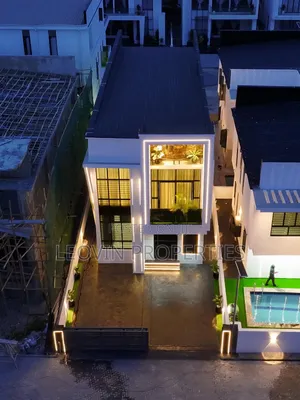 5bdrm Duplex in Chevron Luxury, Lekki Expressway for sale