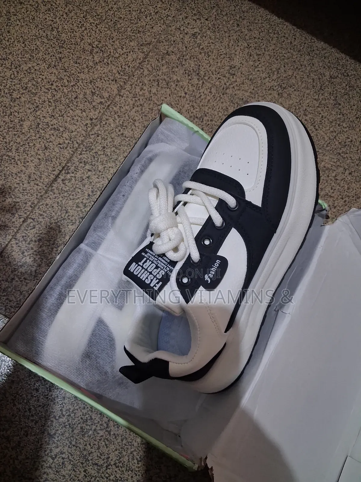 Unisex Black White Platform Sneakers (Size 40)
