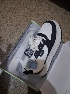 Unisex Black White Platform Sneakers (Size 40)