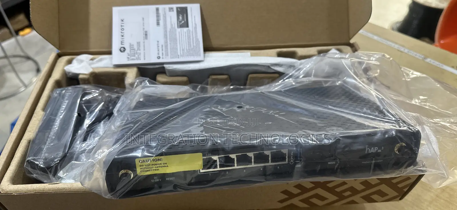 Mikrotik C53uig-5hpaxd2hpaxd Hap Ax3