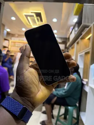Apple iPhone 13 128 GB Pink
