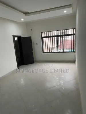 3bdrm Apartment in Lekki Phase 1 for rent